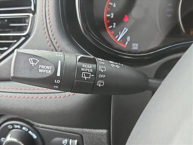 Used 2022 Dodge Durango R/T w/ Tow 'N Go Package AWD/4WD image 16