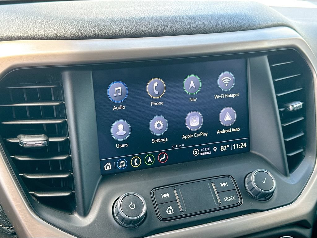 Used 2023 GMC Acadia Denali w/ Denali Technology Package FWD image 16