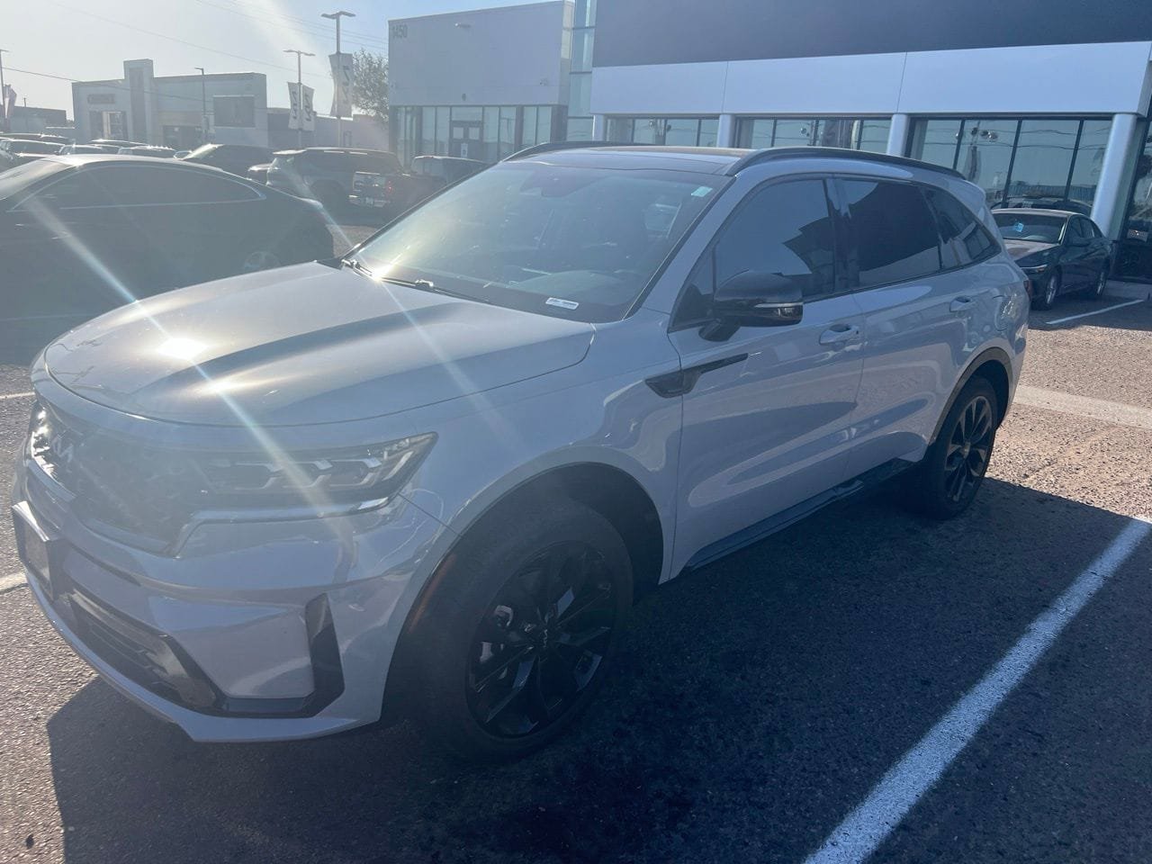 Certified 2023 Kia Sorento SX FWD image 1