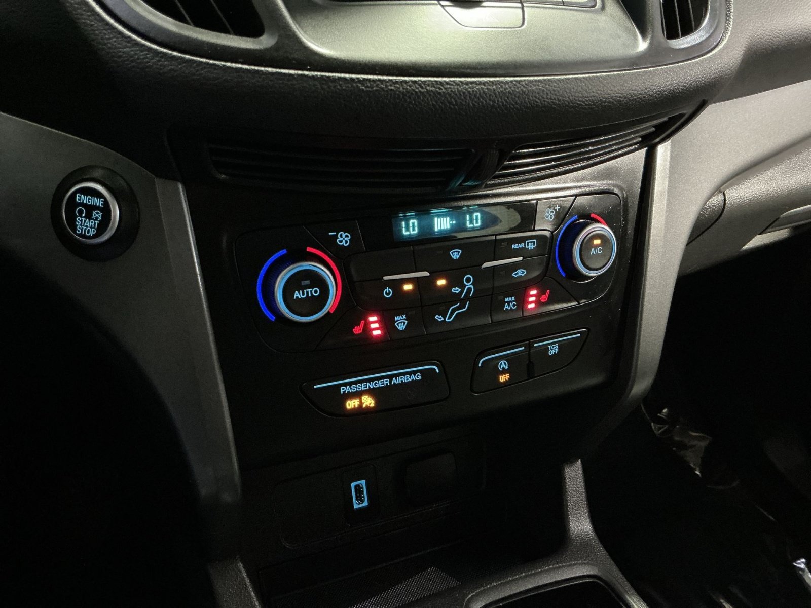 Used 2019 Ford Escape SE AWD/4WD image 21