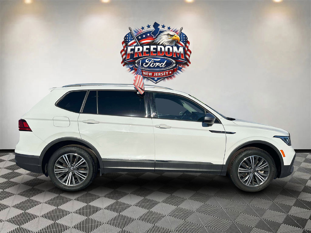 Used 2024 Volkswagen Tiguan Wolfsburg Edition FWD image 4