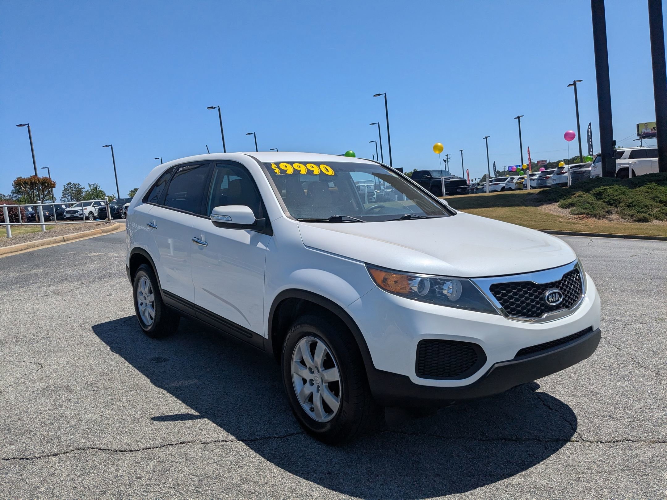 Used 2011 Kia Sorento LX image 3
