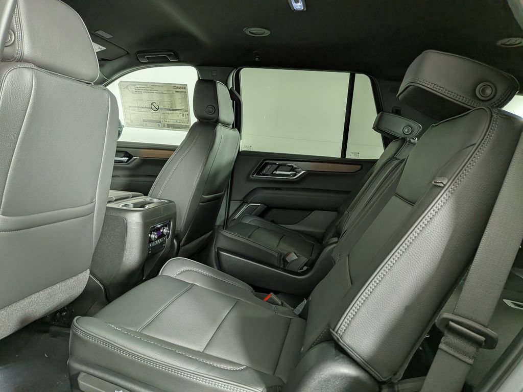 New 2026 GMC Yukon Denali AWD/4WD image 32