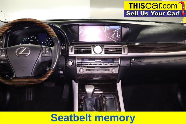 Used 2016 Lexus LS 460 w/ Comfort Package image 20