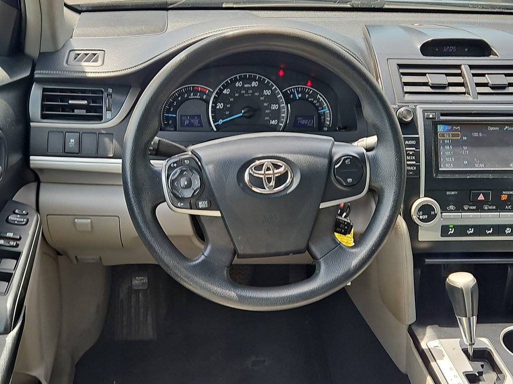 Used 2012 Toyota Camry LE FWD image 24
