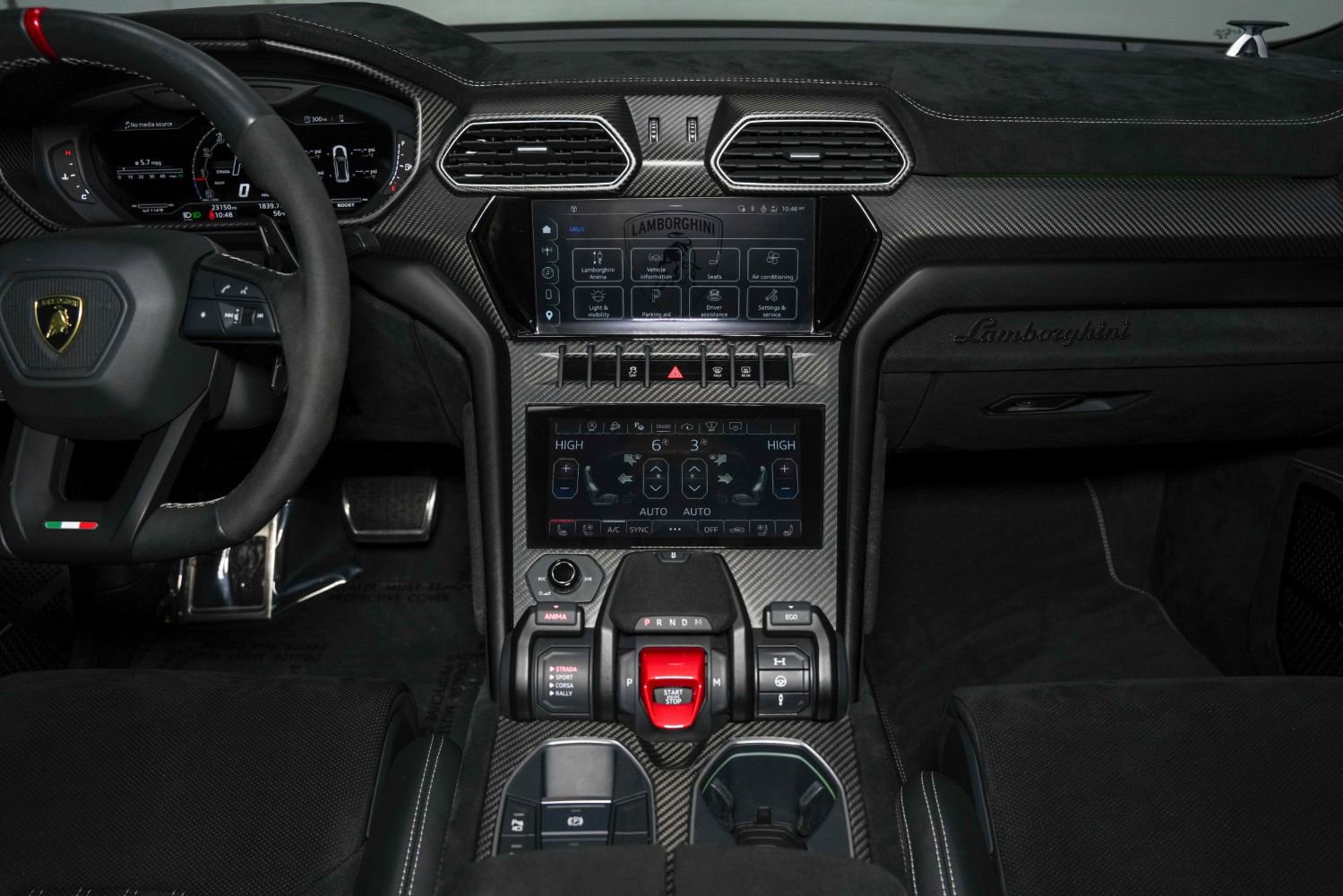 Used 2023 Lamborghini Urus Performante image 50