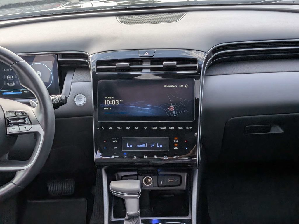 Used 2024 Hyundai Santa Cruz Limited AWD/4WD image 17