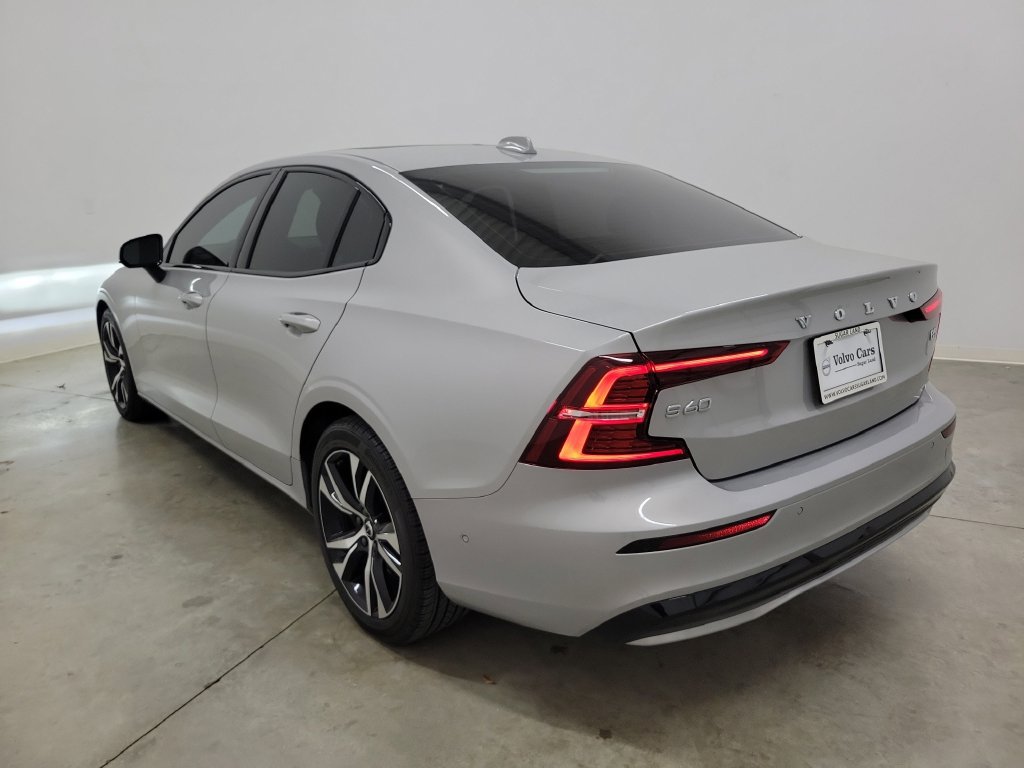 New 2025 Volvo S60 B5 Plus w/ Protection Package Premier FWD image 7
