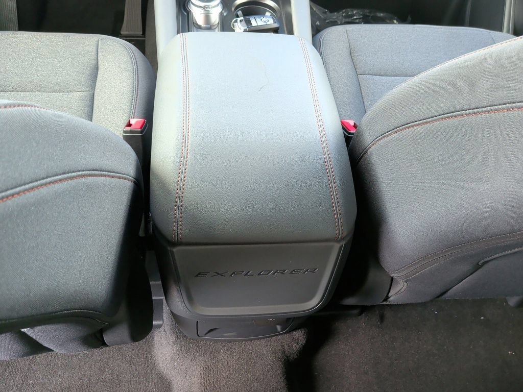 New 2027 Ford Explorer Active RWD image 37