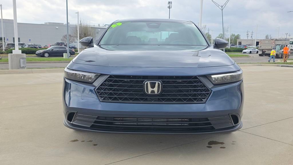 Certified 2025 Honda Accord SE image 8
