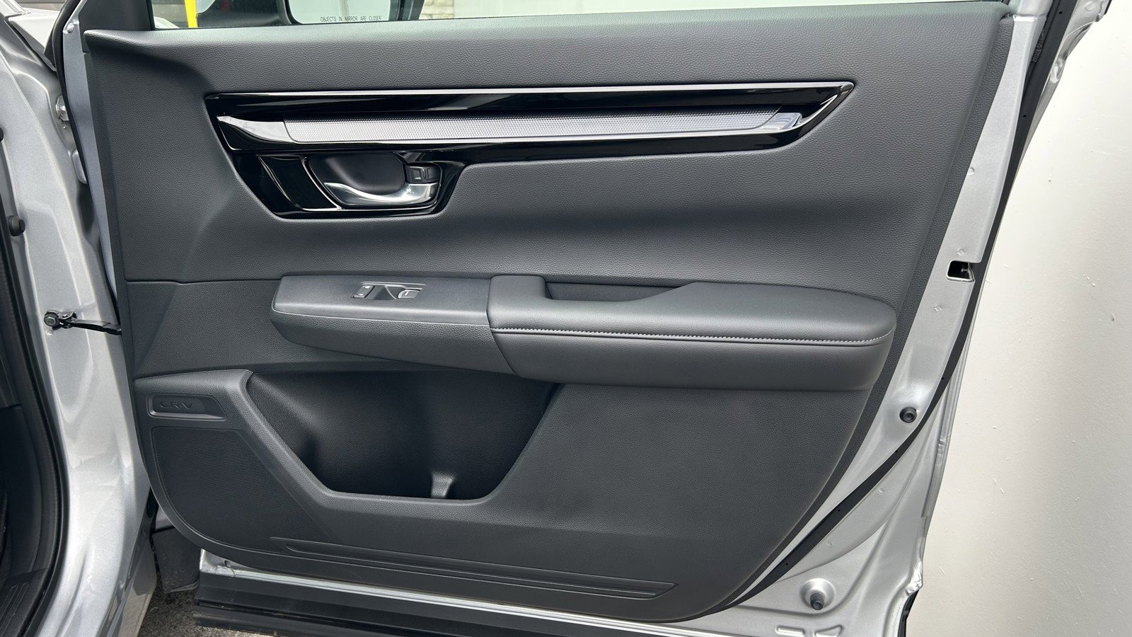 Used 2025 Honda CR-V EX-L image 18