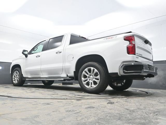 Used 2023 Chevrolet Silverado 1500 LTZ AWD/4WD image 38