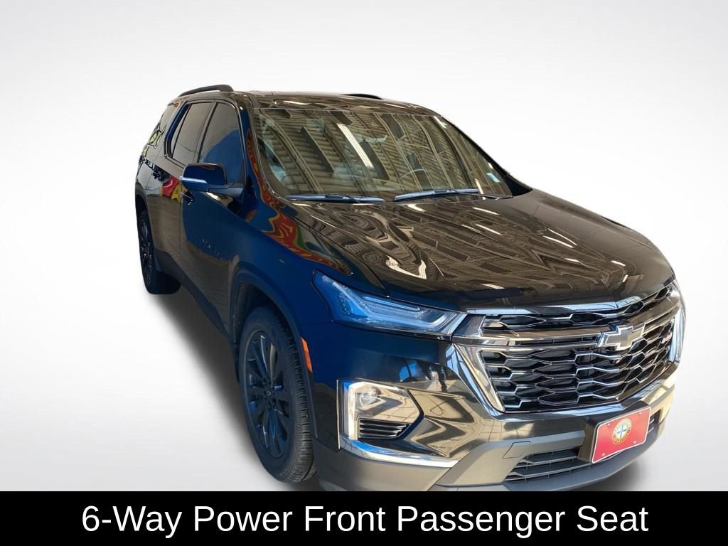 Used 2023 Chevrolet Traverse RS image 17