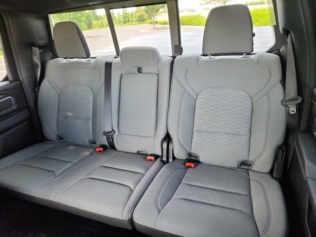 Used 2025 RAM 1500 Big Horn AWD/4WD image 27