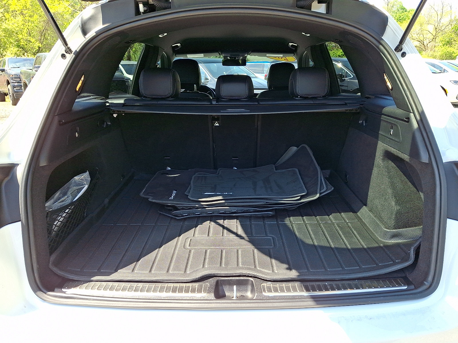 Used 2022 Mercedes-Benz GLC 300 4MATIC image 29