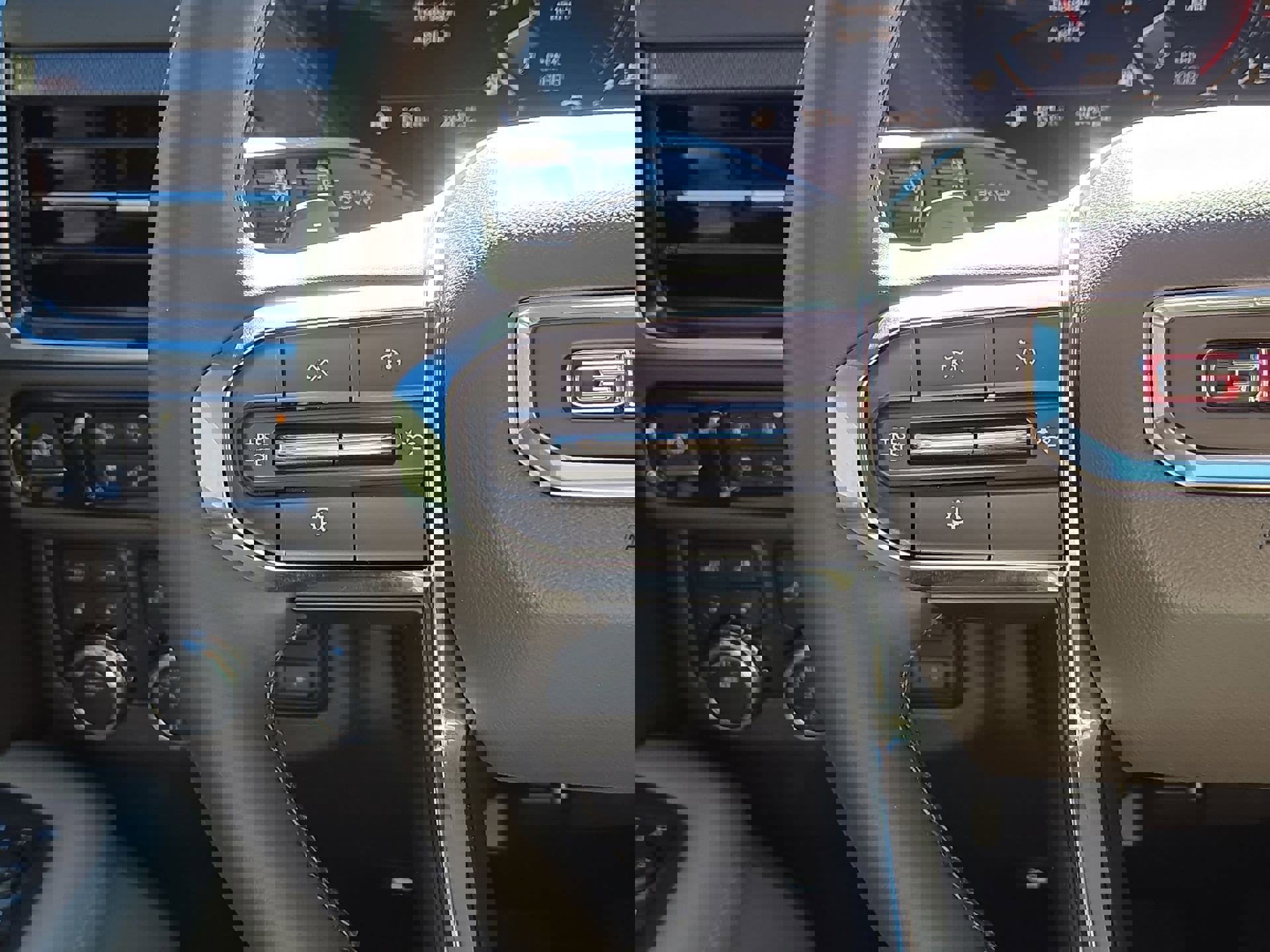 Used 2025 GMC Yukon Elevation w/ Elevation Premium Package AWD/4WD image 21