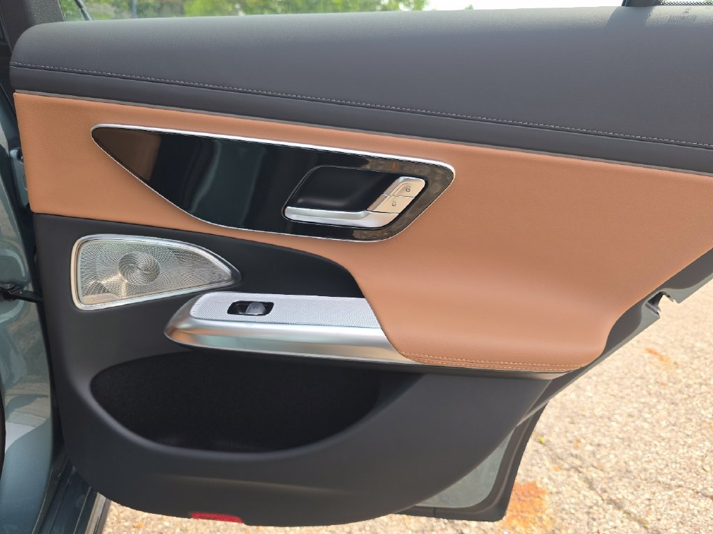 New 2027 Mercedes-Benz E 450 4MATIC Sedan image 24