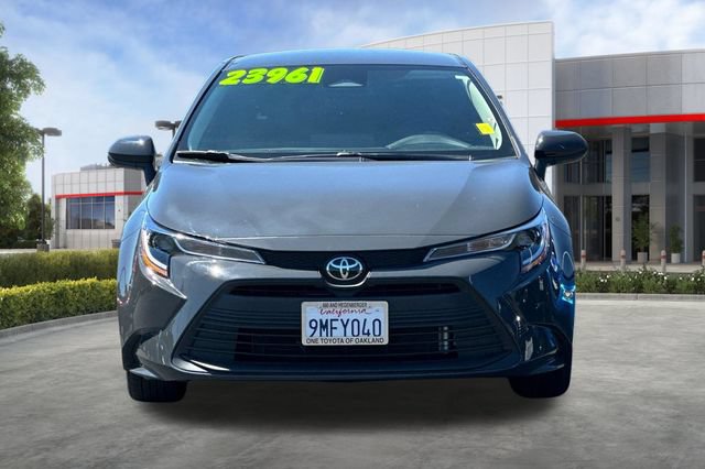 Used 2025 Toyota Corolla LE FWD image 10