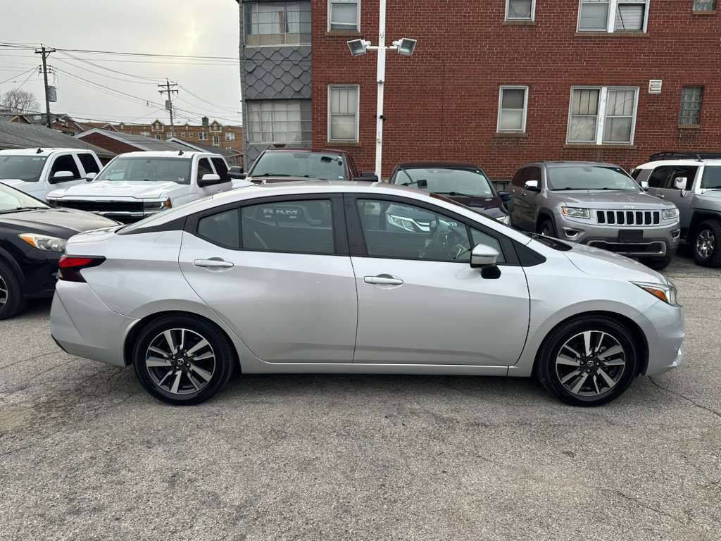 Used 2020 Nissan Versa SV FWD image 7