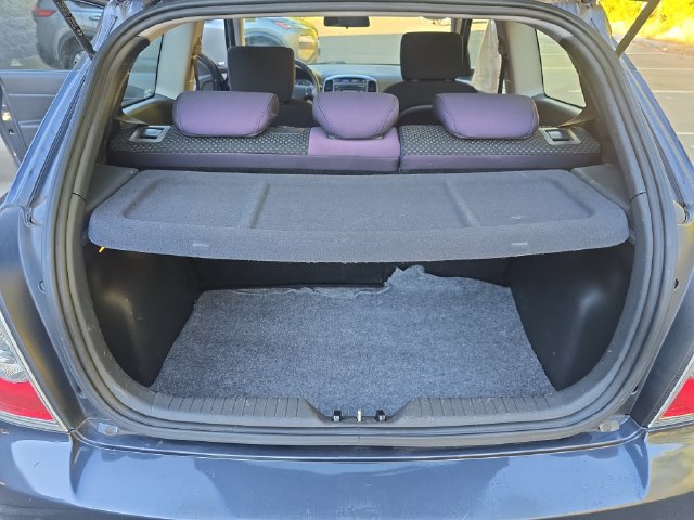 Used 2010 Hyundai Accent SE FWD image 22