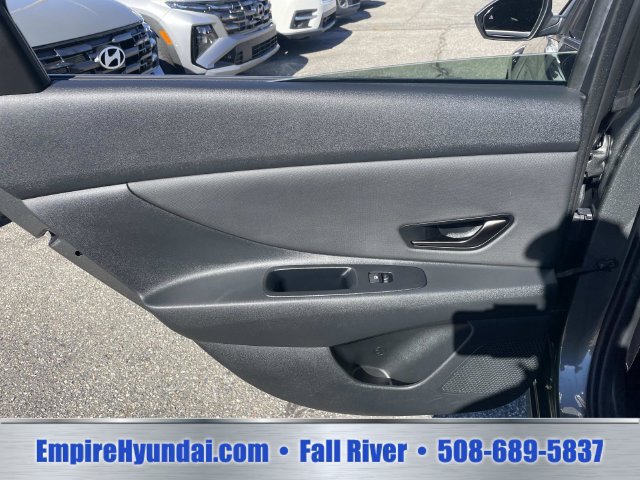 Used 2026 Hyundai Elantra Sport FWD image 11