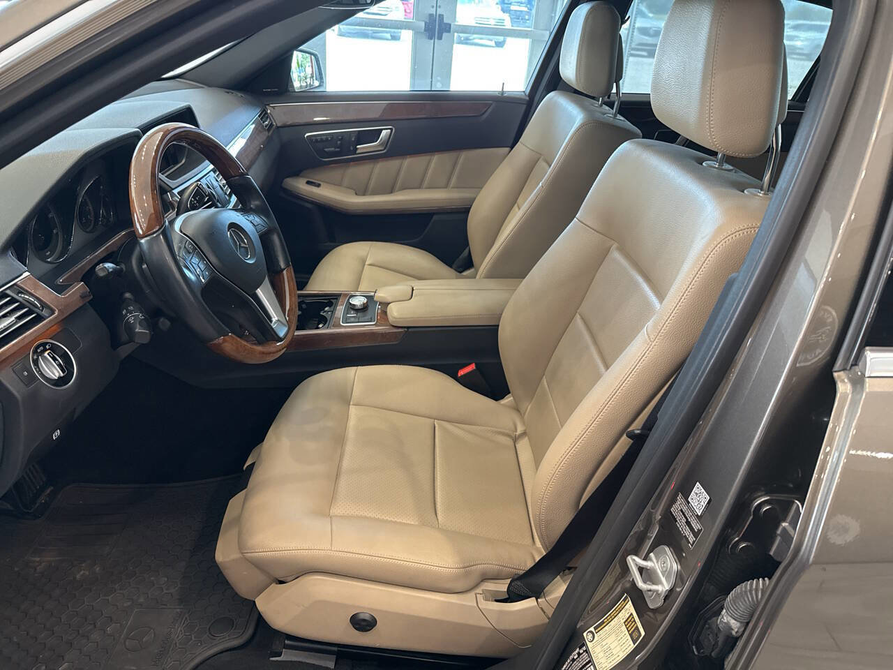 Used 2013 Mercedes-Benz E 350 4MATIC Sedan w/ Premium 1 Pkg image 15