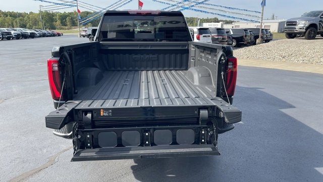 Used 2025 GMC Sierra 2500 Denali w/ Denali Reserve Package image 7