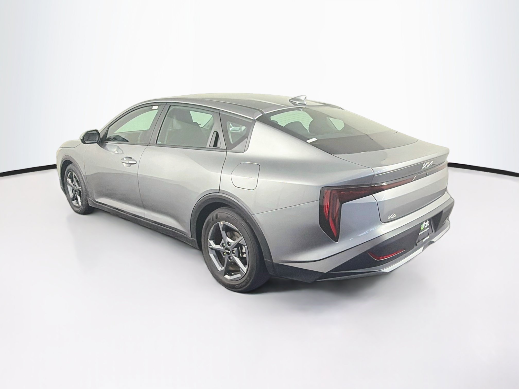 Used 2025 Kia K4 FWD image 5