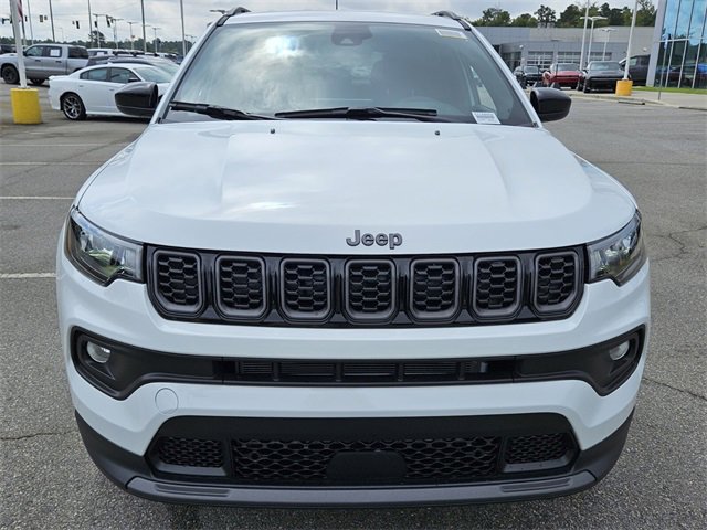 New 2026 Jeep Compass Latitude image 2