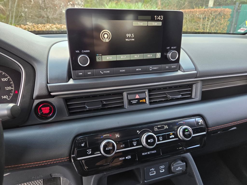 Used 2023 Honda Pilot Sport image 26