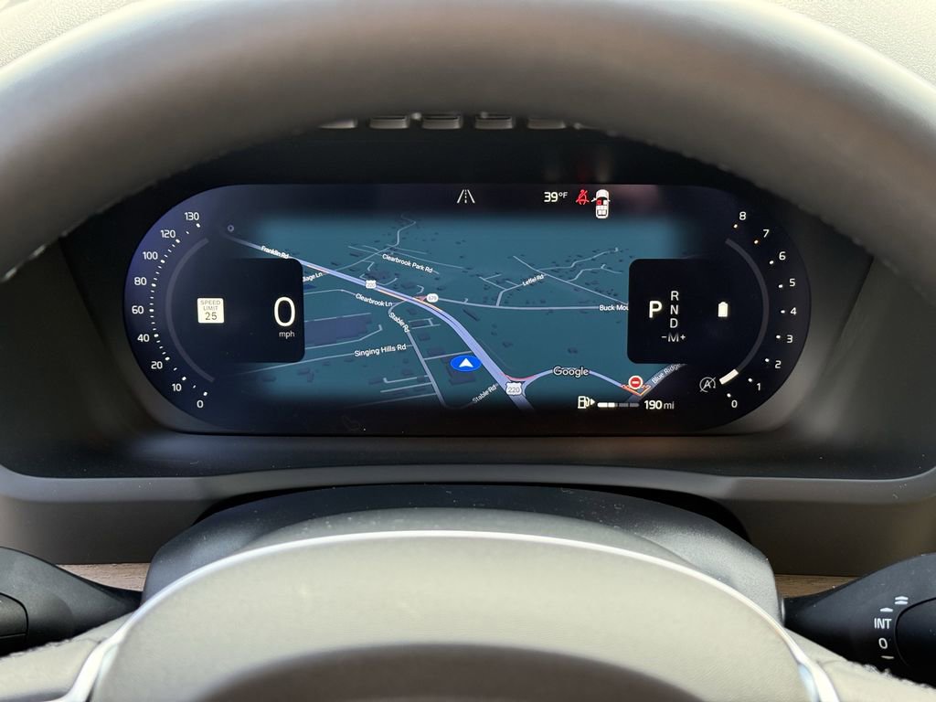 New 2026 Volvo XC90 B6 Plus w/ Protection Package Premier image 18