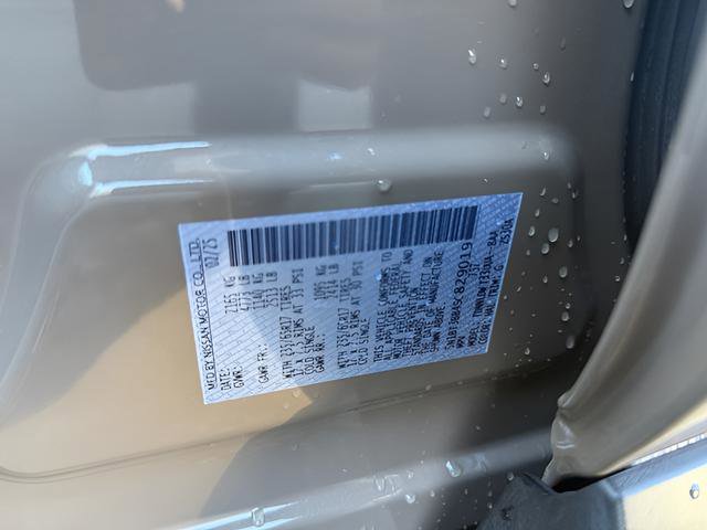 Used 2025 Nissan Rogue SV image 32