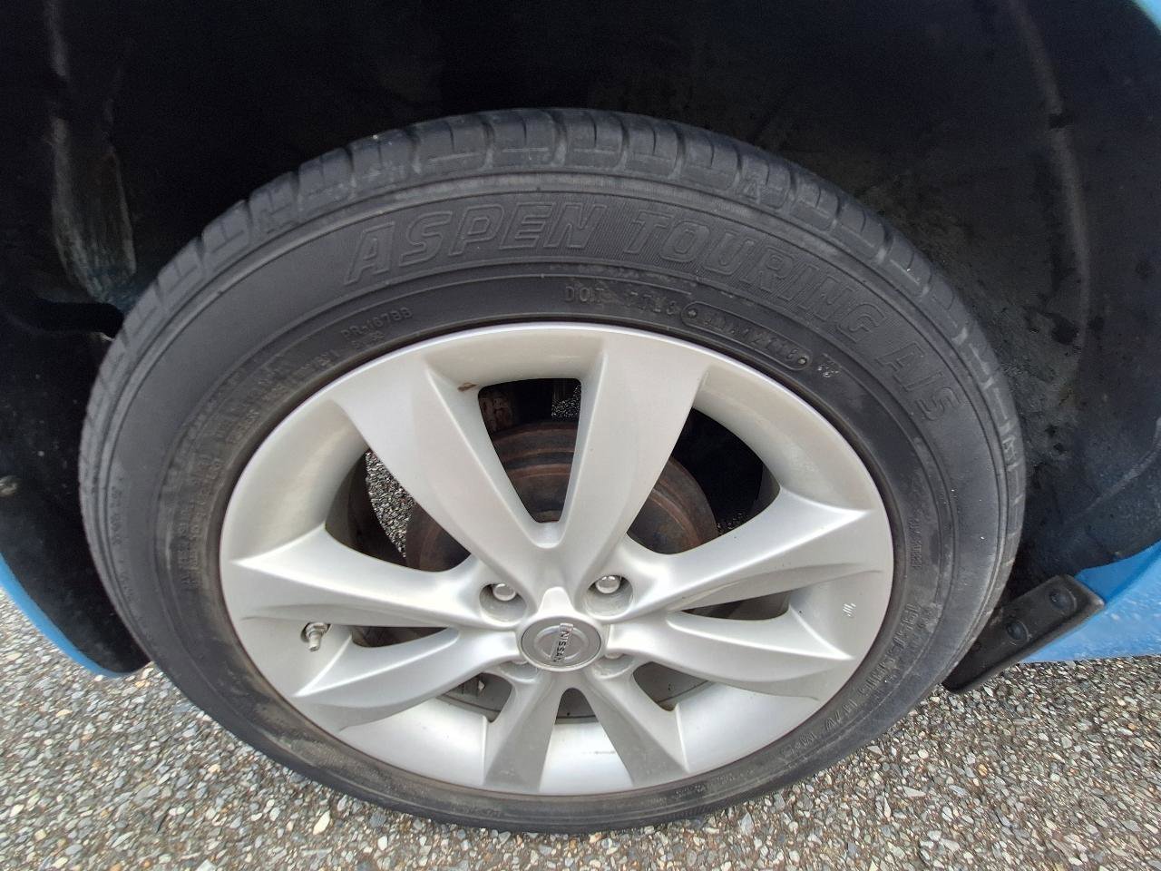Used 2014 Nissan Versa Note SV w/ SL Package FWD image 34