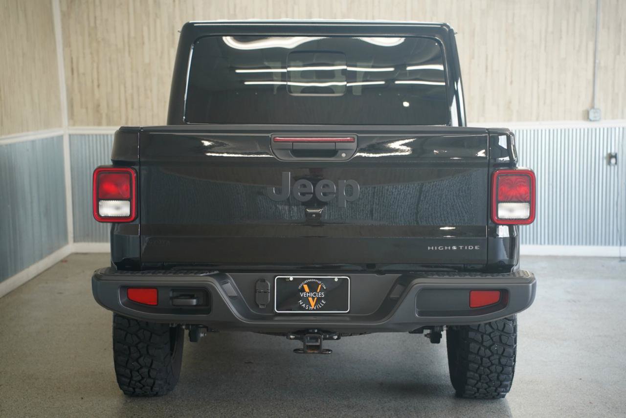 Used 2025 Jeep Gladiator Sport AWD/4WD image 9