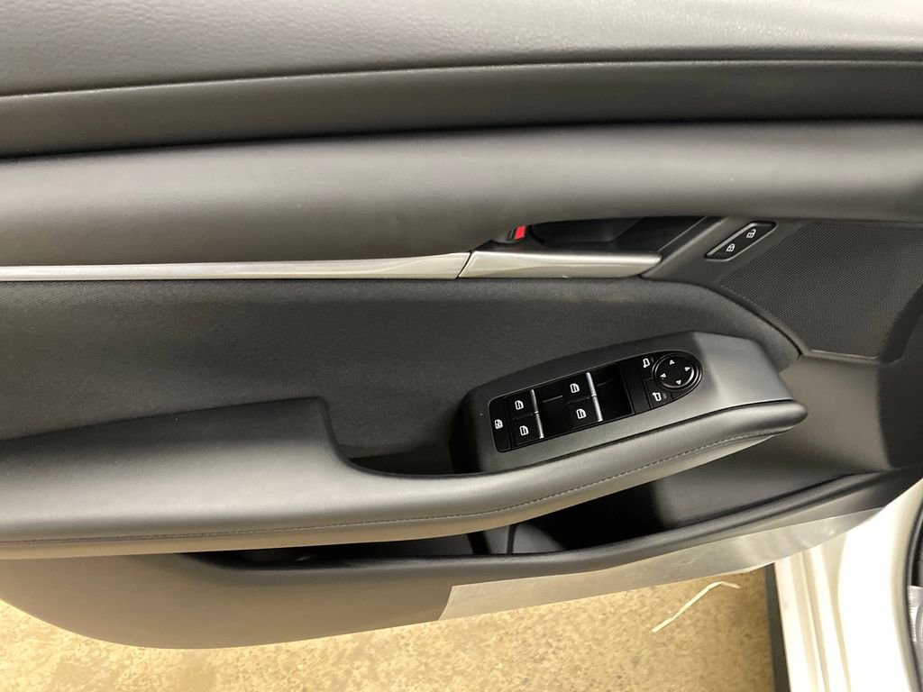 New 2026 MAZDA MAZDA3 s FWD image 10