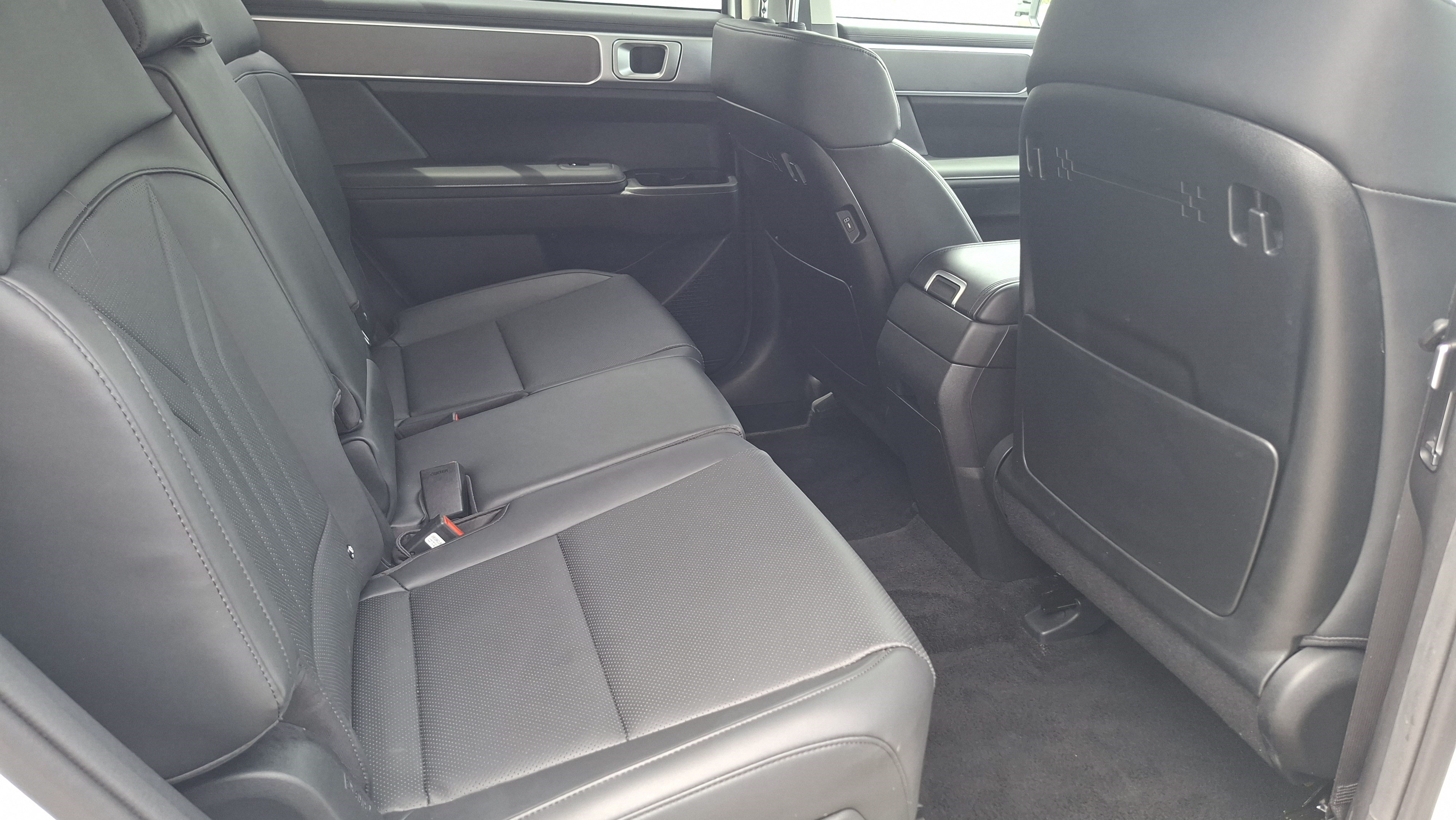 Used 2026 Hyundai Santa Fe SEL FWD image 23