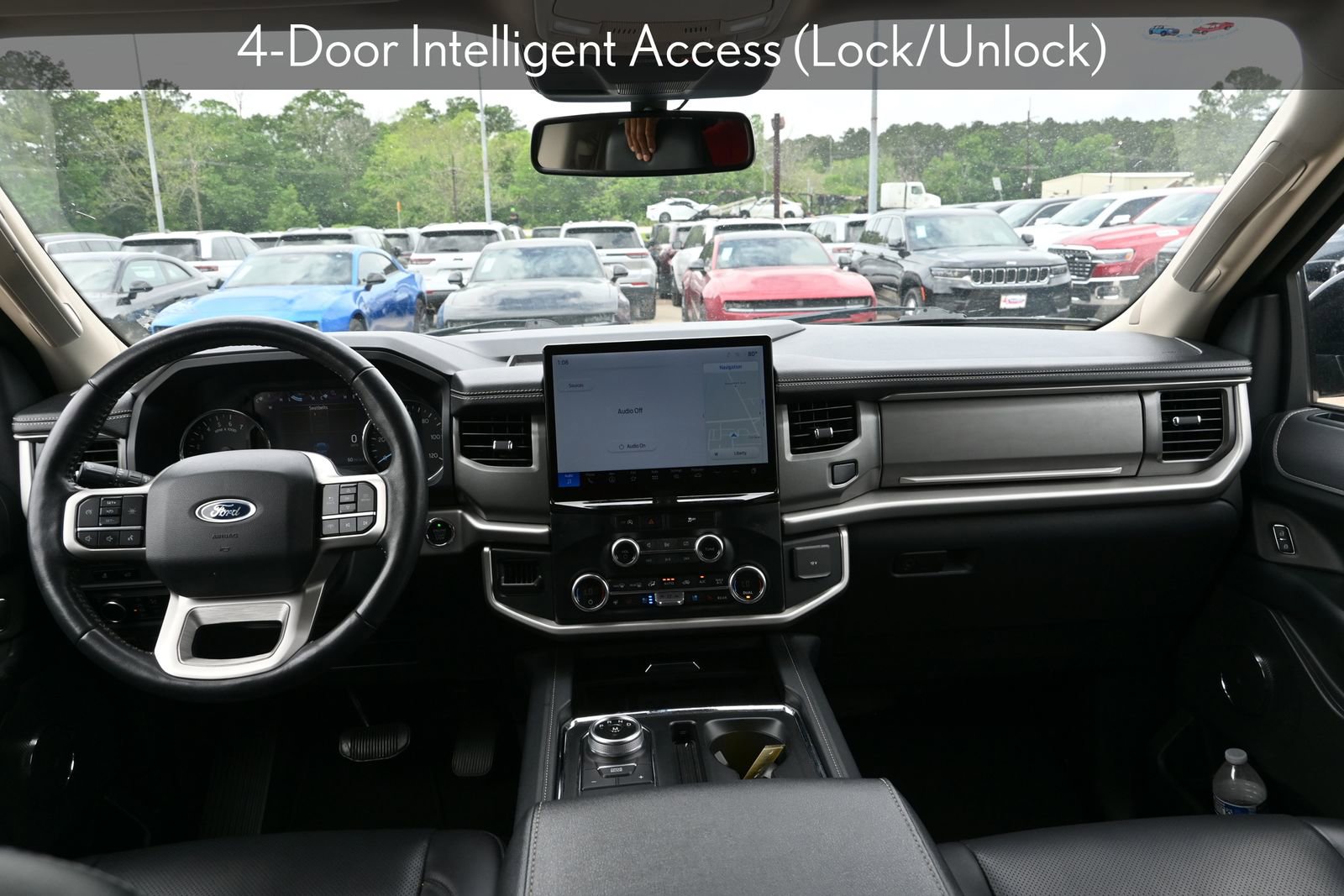 Used 2024 Ford Expedition XLT image 28