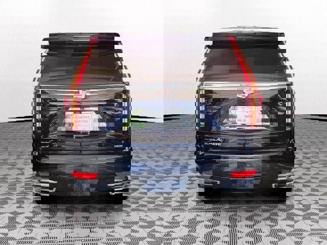Certified 2023 Cadillac Escalade Luxury image 5