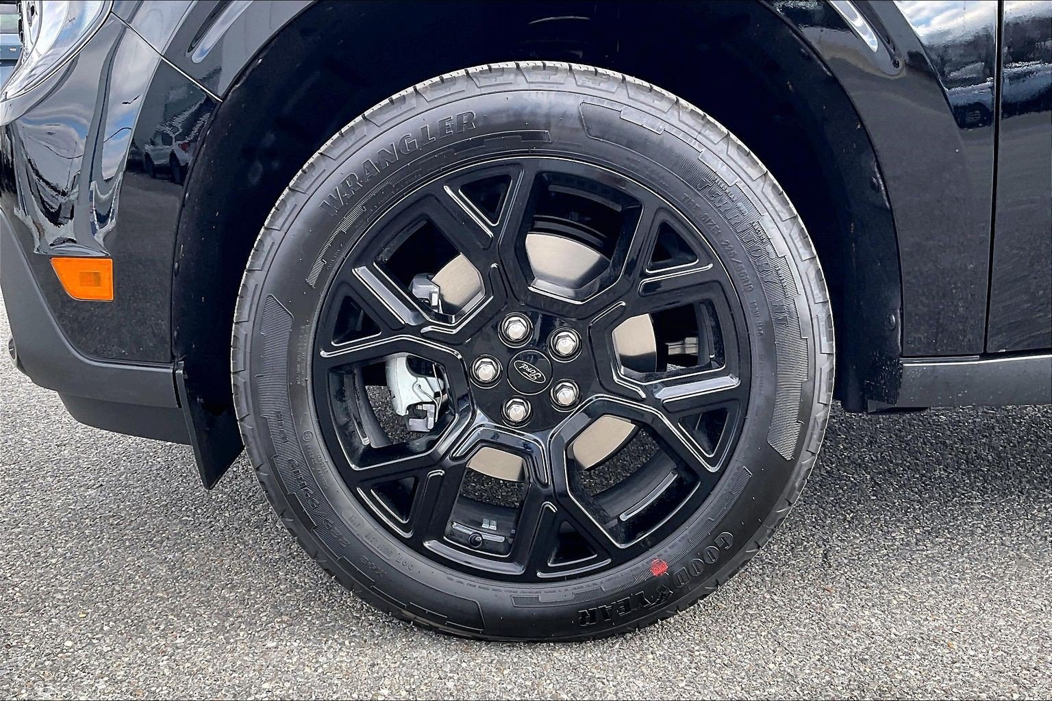 New 2026 Ford Maverick XLT w/ Black Appearance Package AWD/4WD image 11