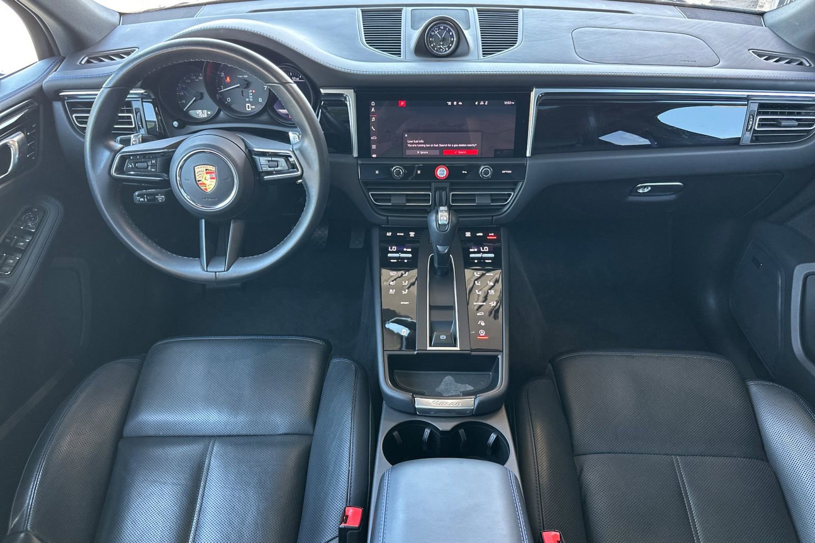 Used 2024 Porsche Macan AWD/4WD image 6