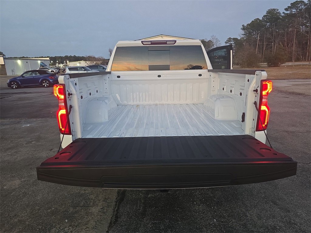 Used 2025 Chevrolet Silverado 1500 RST w/ Convenience Package II image 11