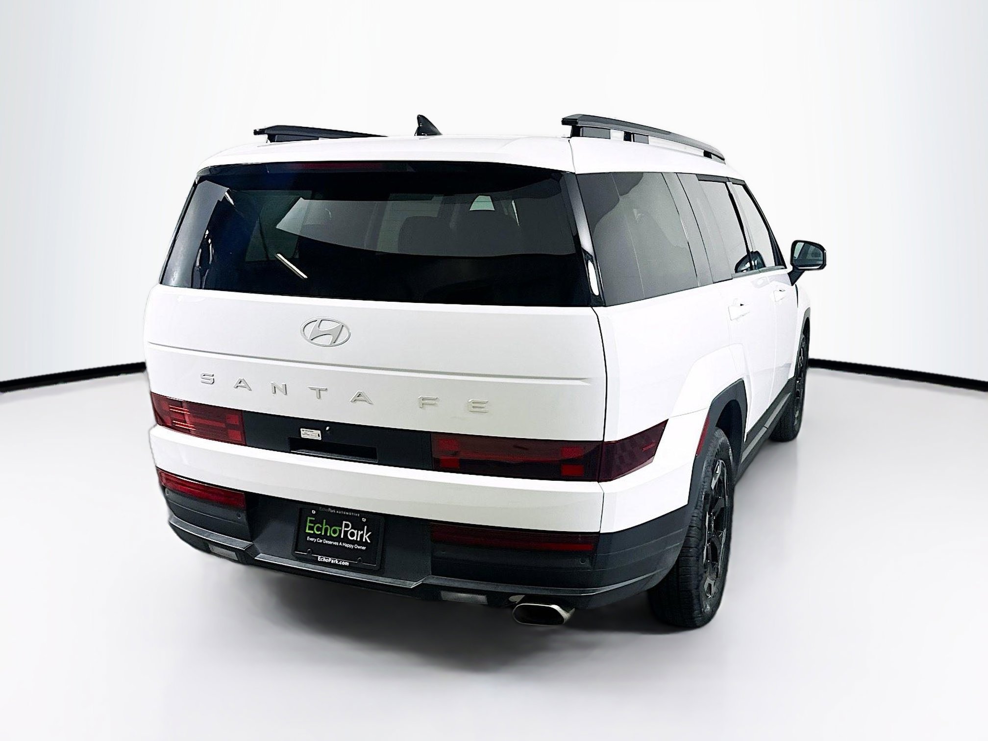 Used 2025 Hyundai Santa Fe SEL FWD image 9