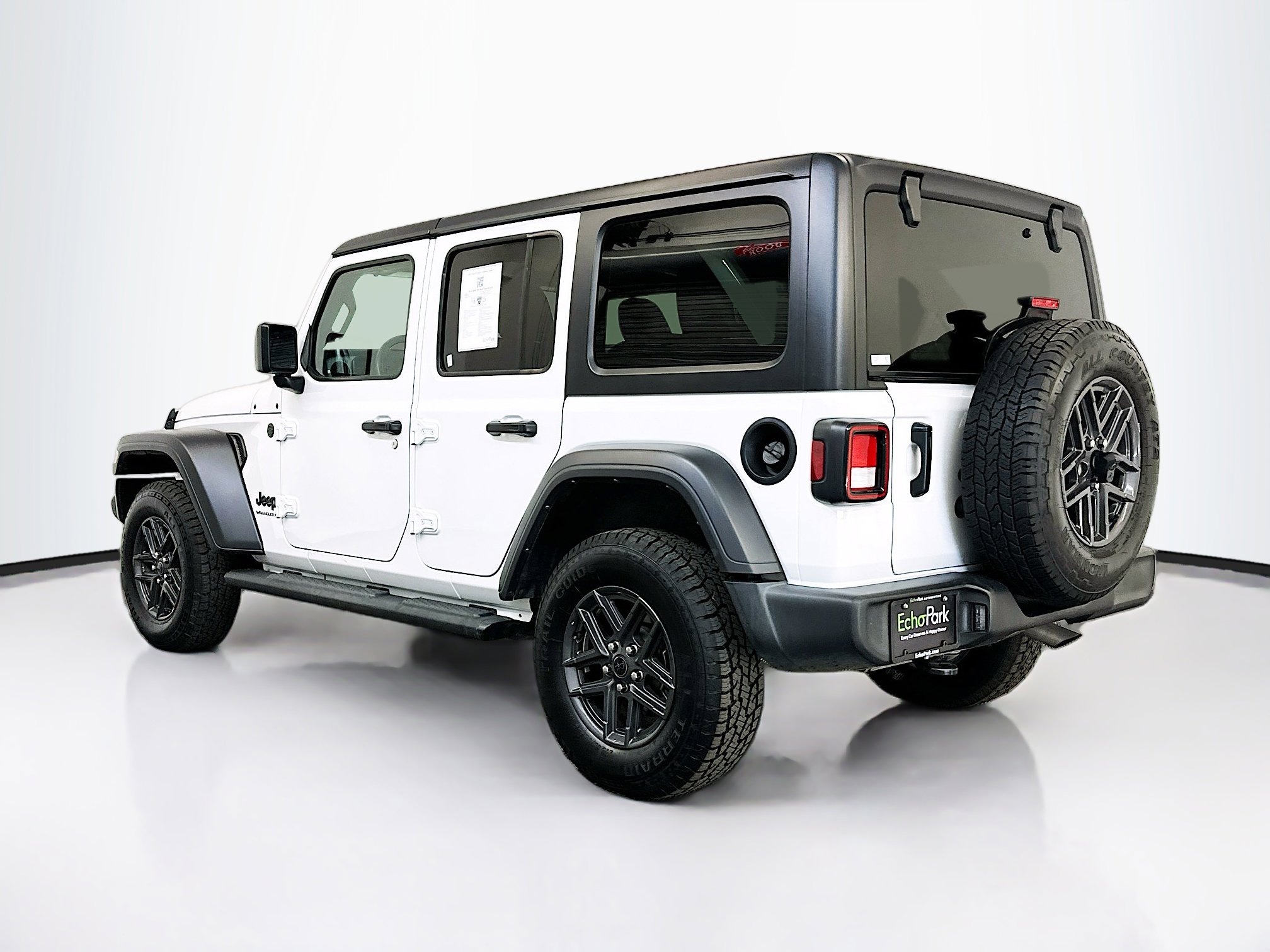 Used 2024 Jeep Wrangler Sport S image 5