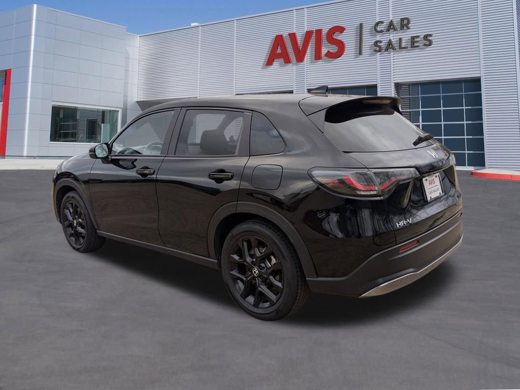 Used 2025 Honda HR-V Sport image 9