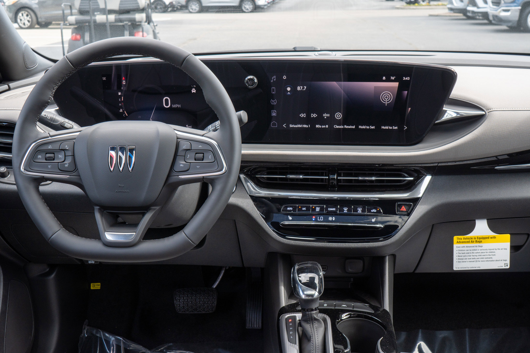 New 2026 Buick Envista Avenir FWD image 11