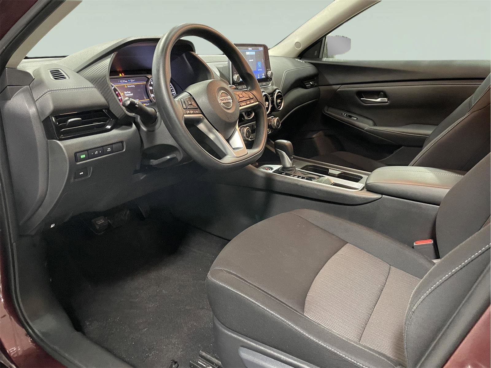 Used 2023 Nissan Sentra SV image 12