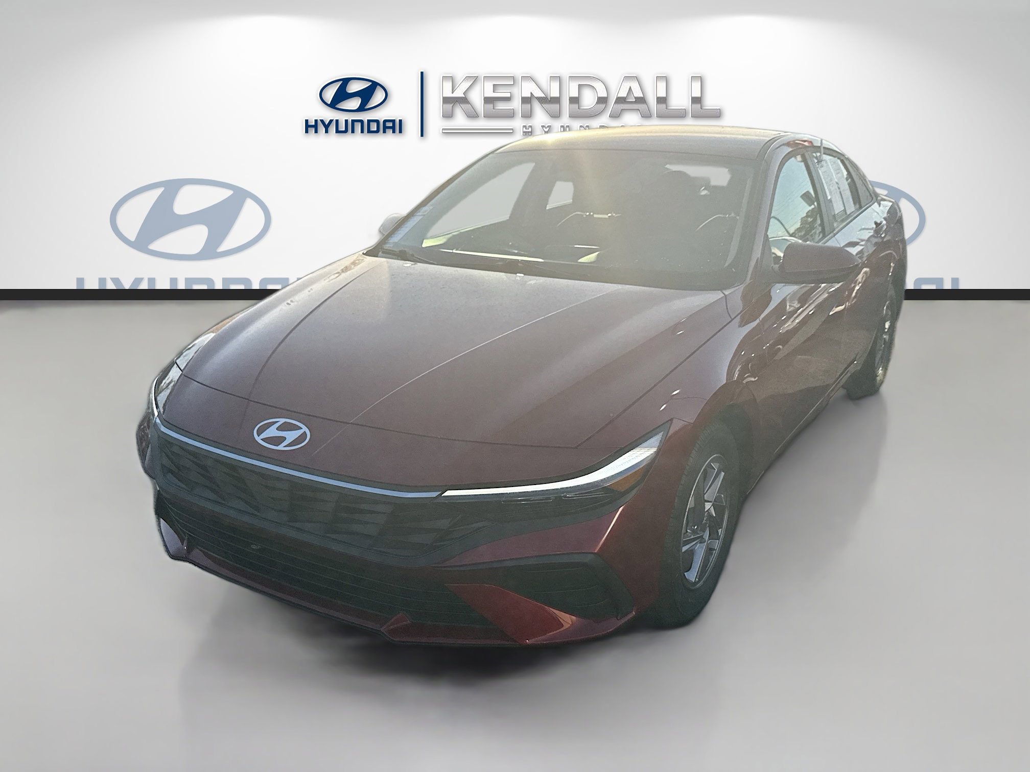 Used 2025 Hyundai Elantra SE image 3