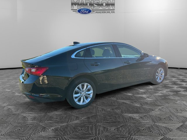 Used 2025 Chevrolet Malibu LT FWD image 5