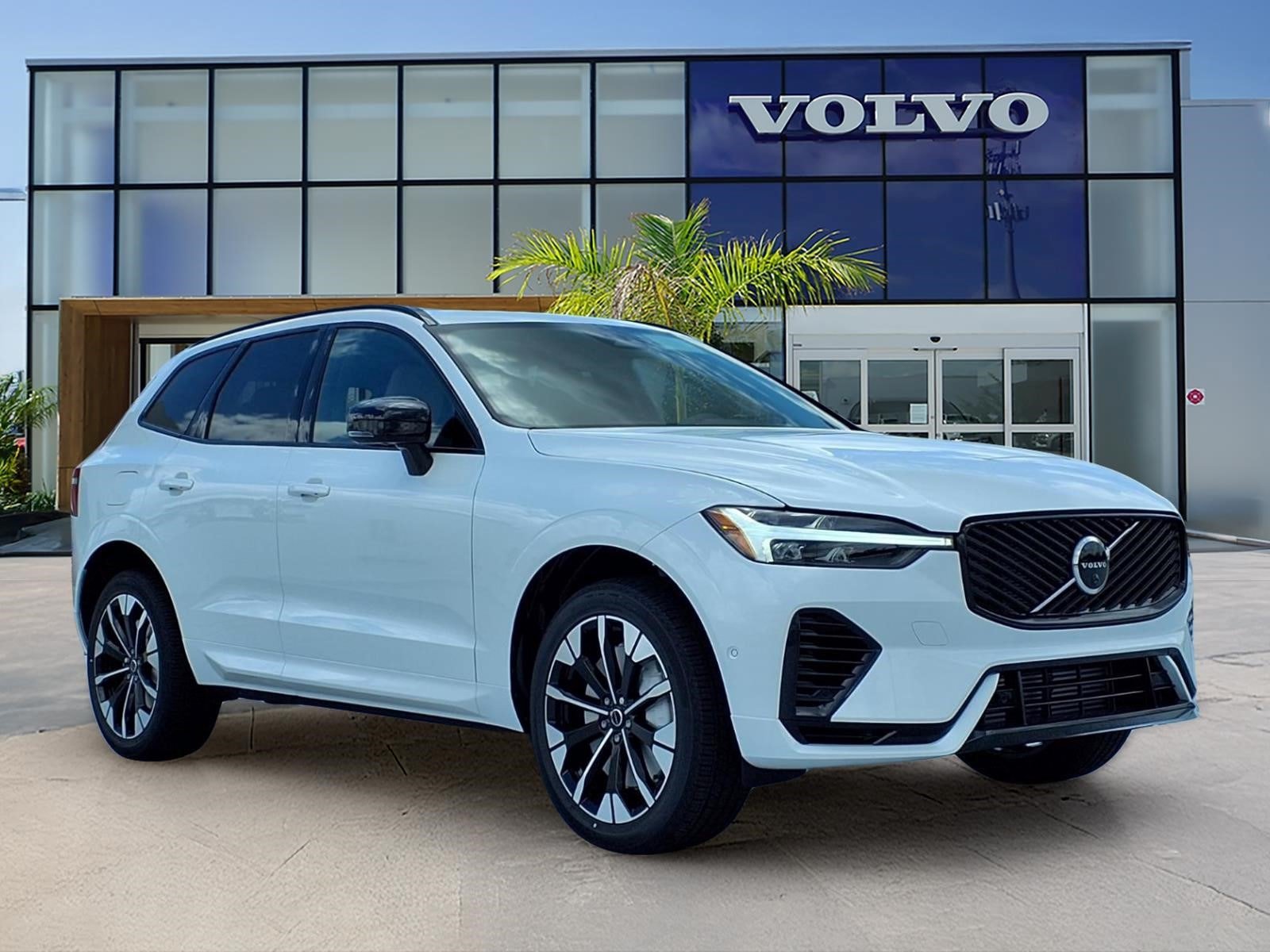 New 2026 Volvo XC60 T8 Plus w/ Protection Package Premier