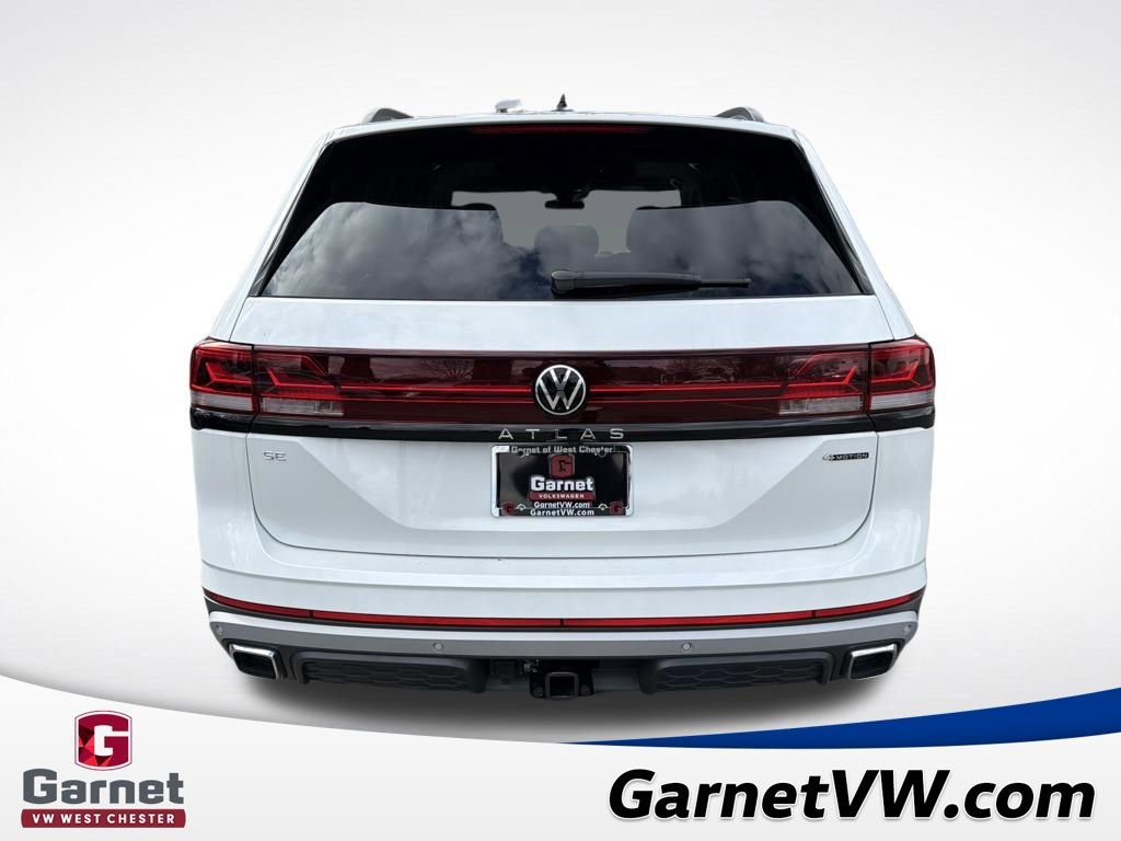 New 2026 Volkswagen Atlas Peak Edition AWD/4WD image 4